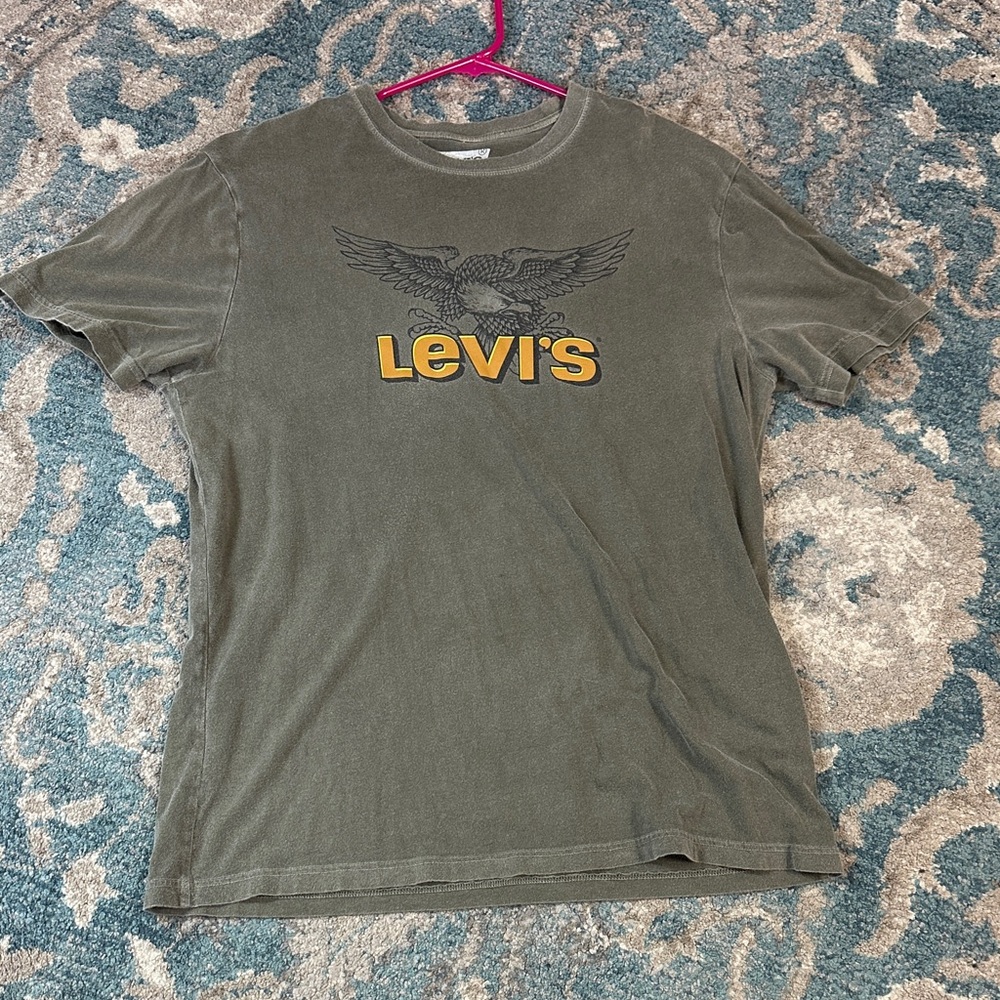 Levi's Men's Olive Graphic Tee